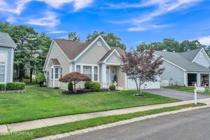 19 FOUNTAIN VIEW DR, BARNEGAT, NJ