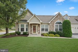 210 SHADY BROOK DR 281, LANGHORNE, PA