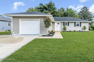 6 TORTOLA ST, TOMS RIVER, NJ