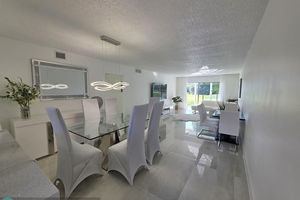 3202 PORTOFINO PT J2, COCONUT CREEK, FL