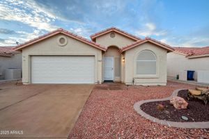 1742 E PALM BEACH DR, CHANDLER, AZ