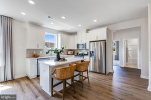 87 CARNEY CT, DOVER, DE