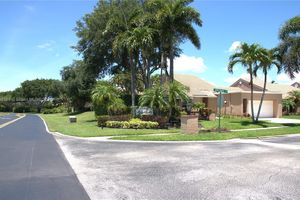 11210 APPLEGATE CIR # 11210, BOYNTON BEACH, FL