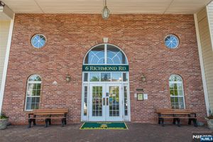 6222 RICHMOND RD, WEST MILFORD, NJ