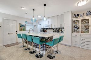 1232 CLUB DR D, DELRAY BEACH, FL