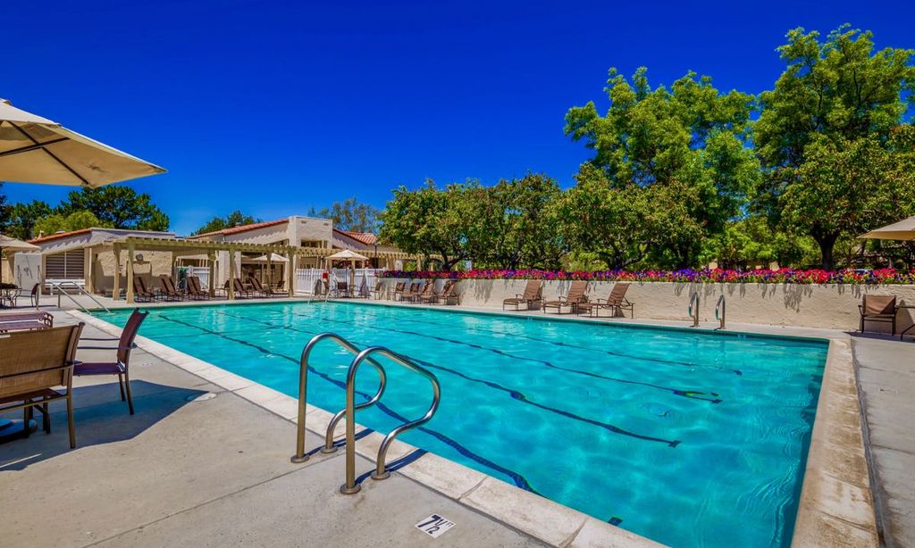 Foothill Center Outdoor Pool