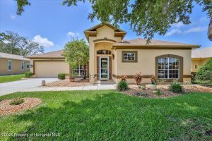 9406 BURNAM DR, WEEKI WACHEE, FL