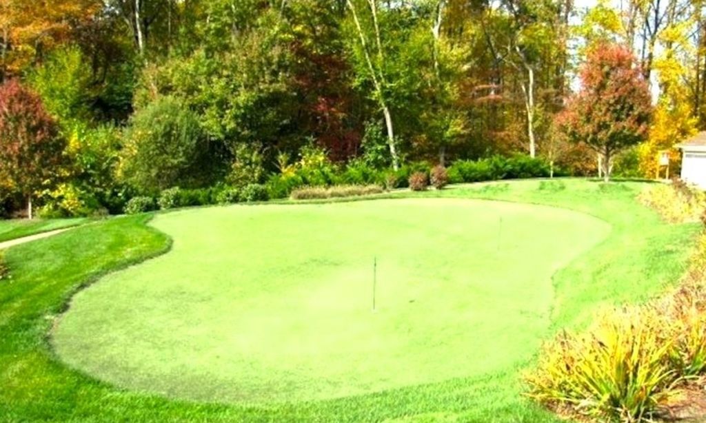 Practice Putting Green