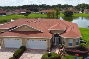 10161 MAINSAIL DR, OXFORD, FL