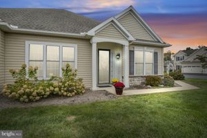 110 BLUEBELL DR, MECHANICSBURG, PA