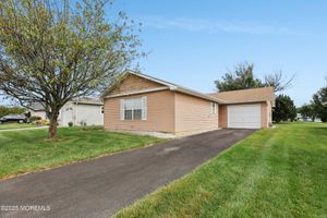 14 MANSFIELD DR, BRICK, NJ