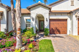 17578 HOLLY WELL AVE, WIMAUMA, FL