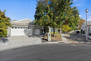 490 CHESAPEAKE TER, BRENTWOOD, CA