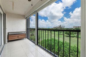 5860 NW 44TH ST 706, LAUDERHILL, FL