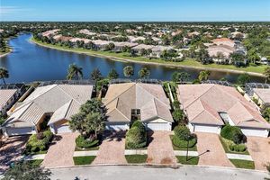 8205 XENIA LN, NAPLES, FL