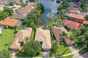 6928 MAUNA LOA LN, NAPLES, FL