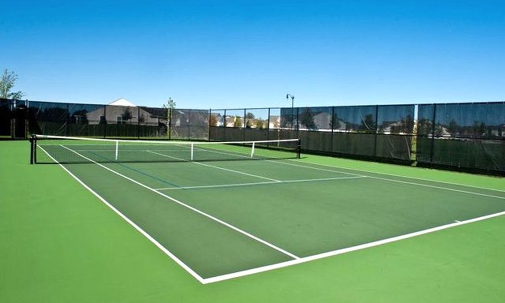 2 Tennis Courts