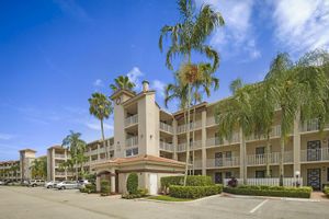 6037 POINTE REGAL CIR 403, DELRAY BEACH, FL