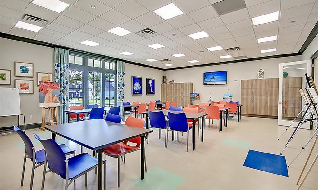 Arts & Crafts Studio