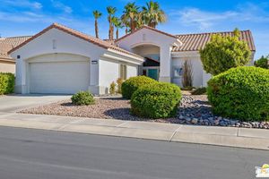 78674 PUTTING GREEN DR, PALM DESERT, CA