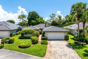 3 GLENS DR, BOYNTON BEACH, FL