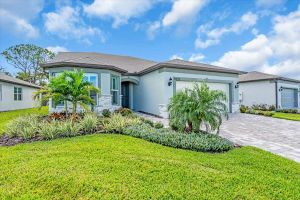 9225 BARRIER COAST TRL, PARRISH, FL
