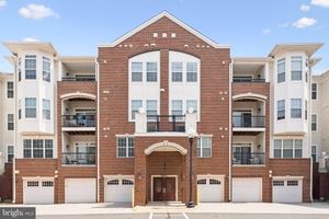 9200 CHARLESTON DR 407, MANASSAS, VA