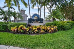 6569 JOG ESTATES LN, BOYNTON BEACH, FL
