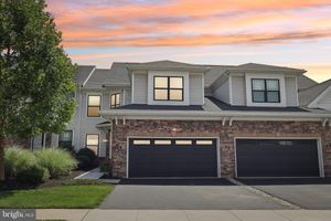 40 BIRDIE WAY, LAWRENCEVILLE, NJ