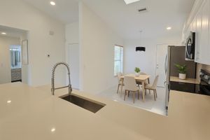 5622 ROYAL LAKE CIR, BOYNTON BEACH, FL