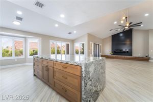 8904 MARBLE DR, LAS VEGAS, NV