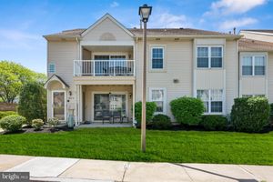 5502 ADELAIDE DR # B, MOUNT LAUREL, NJ