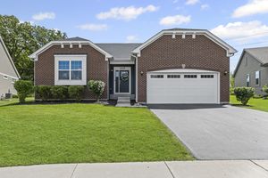 1117 BLACK CHERRY DR, CRYSTAL LAKE, IL