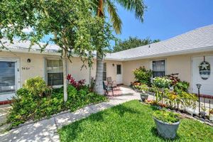 545 COVERED BRIDGE BLVD B, LAKE WORTH, FL