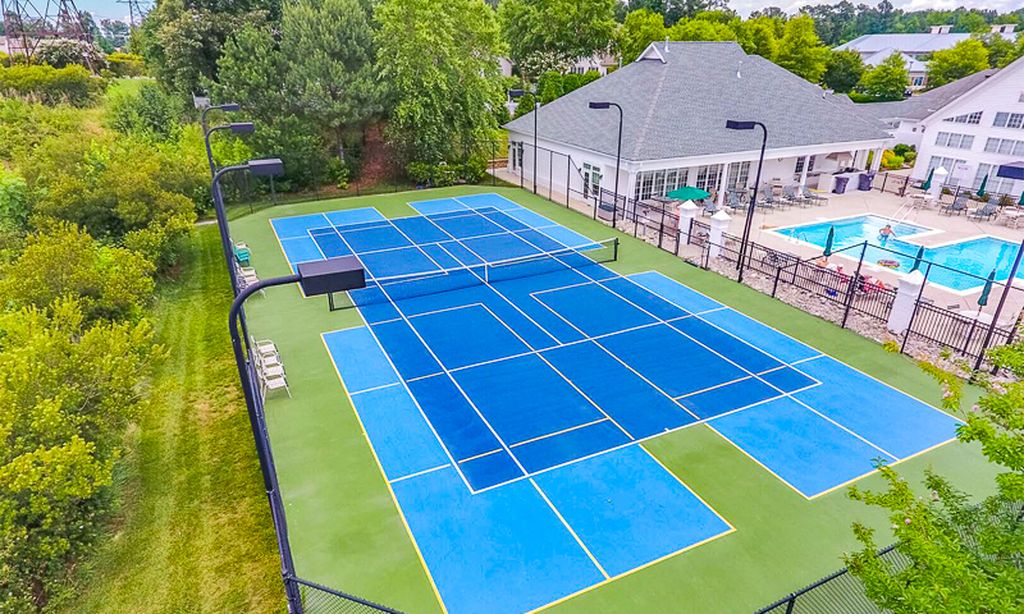 Tennis & Pickleball Courts