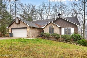 213 LAKESIDE DR, CROSSVILLE, TN