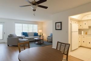 111 GREENBRIER B, WEST PALM BEACH, FL