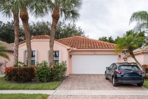 5136 PELICAN COVE DR, BOYNTON BEACH, FL