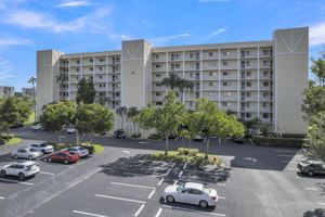 7260 KINGHURST DR 508, DELRAY BEACH, FL