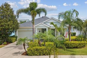 525 MANNS HARBOR DR, APOLLO BEACH, FL