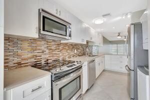 1131 VIOLET TER APT 104, DELRAY BEACH, FL