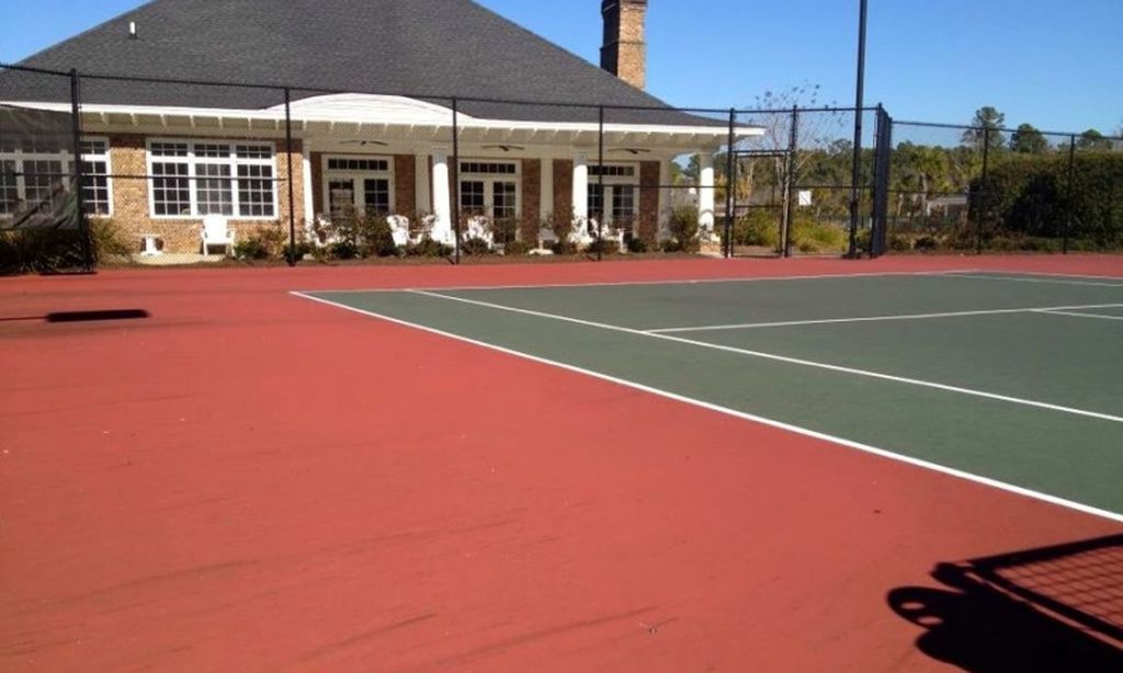 6 Tennis Courts