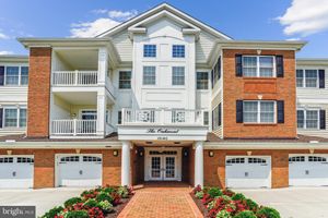 15140 HEATHER MILL LN APT 201, HAYMARKET, VA