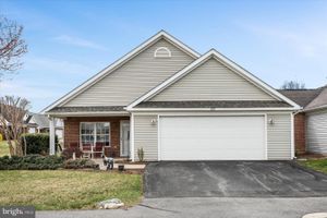222 CRESTWOOD LN, WINCHESTER, VA