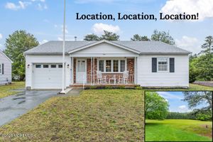 3 SHAW CT, TOMS RIVER, NJ