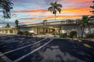 2437 HARBOR BLVD APT 114, PORT CHARLOTTE, FL