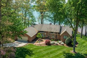 107 DOOSTOO LN, LOUDON, TN