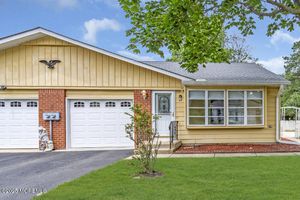 6 QUAKER LN B, WHITING, NJ