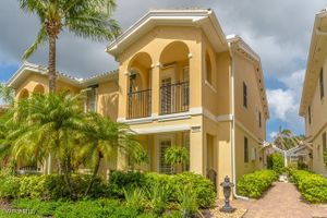 8055 SORRENTO LN, NAPLES, FL