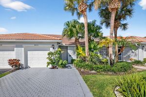 8451 LOGIA CIR, BOYNTON BEACH, FL